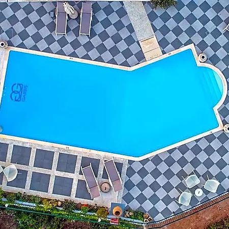 Hotel Garbis & 4*