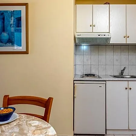 Garbis & 4* Βαλσαμάτα