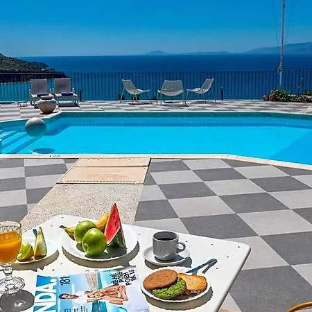 Garbis & 4* Valsamata